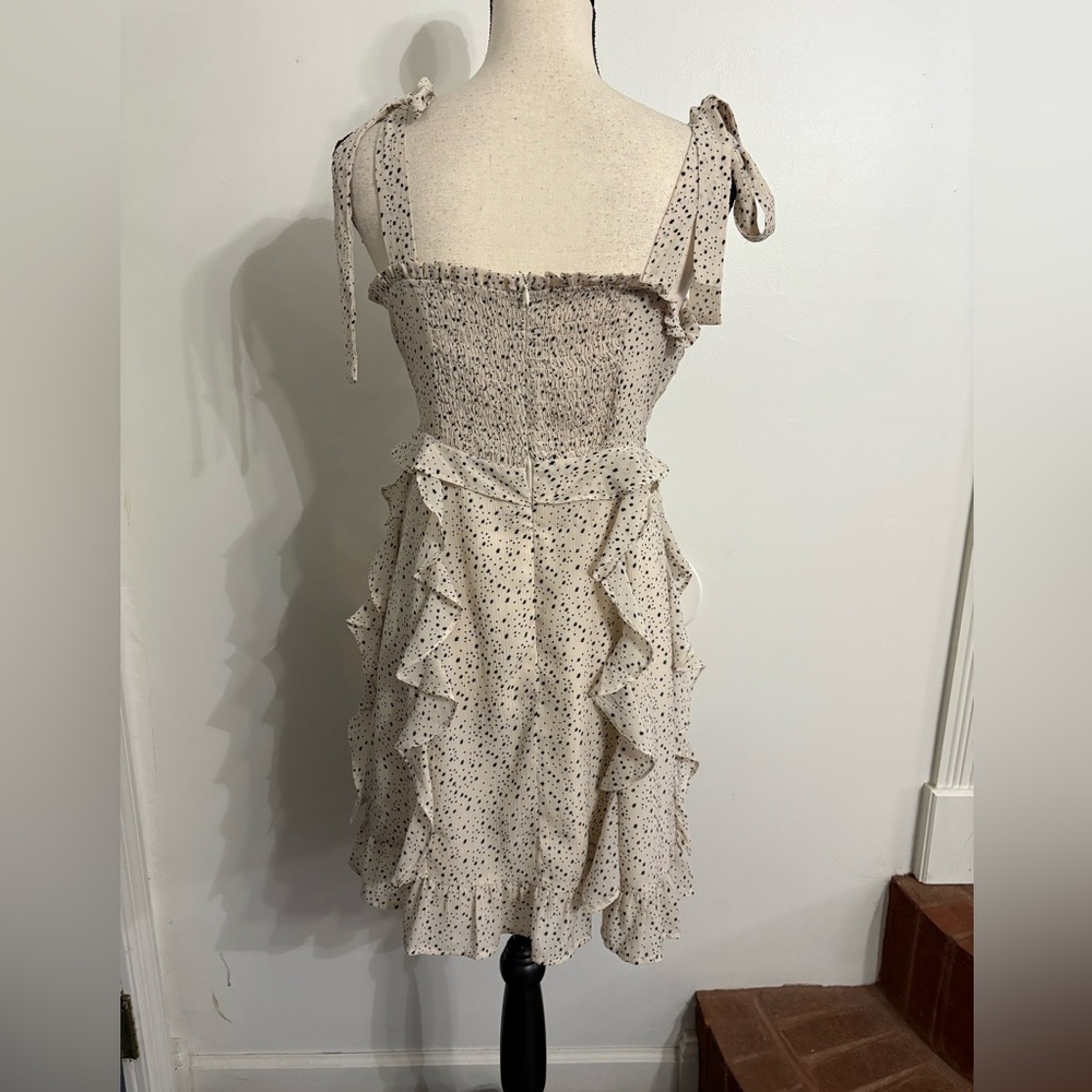 Storia Smocked Ruffle Star Print Mini Dress Size Medium - Picture 3 of 8